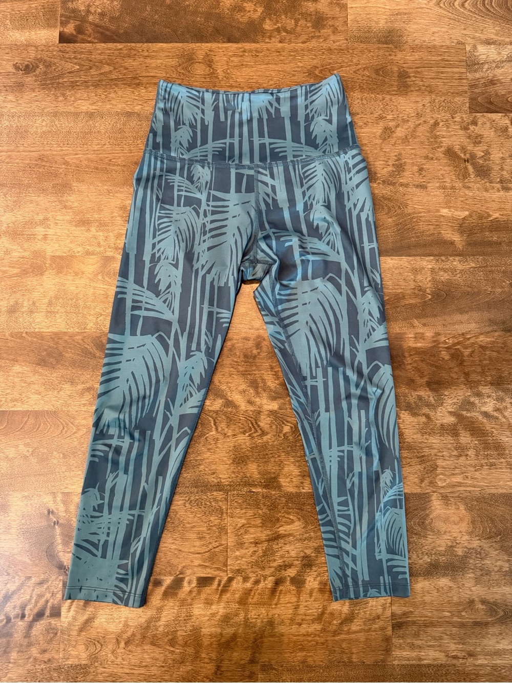 Beyond Yoga High Waisted Printed Leggings Green Palm Print Size M
